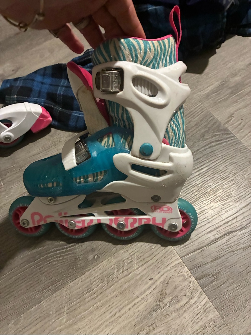 Adjustable Kids Inline Skates – Teal & Pink size 3-6